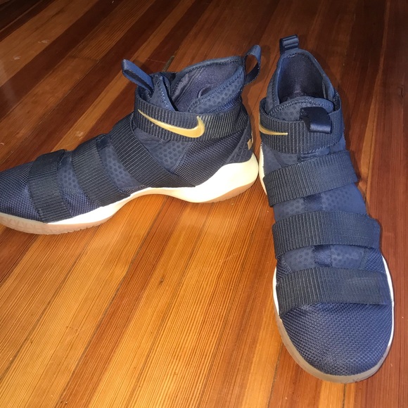 lebron soldier 11 size 15